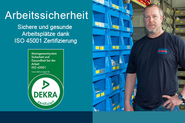Druckluft-EVERS GmbH – DEKRA-zertifizierter Arbeits- und Gesundheitsschutz nach ISO 45001. Mitarbeiter im Lager vor Regalen mit Ersatzteilen.